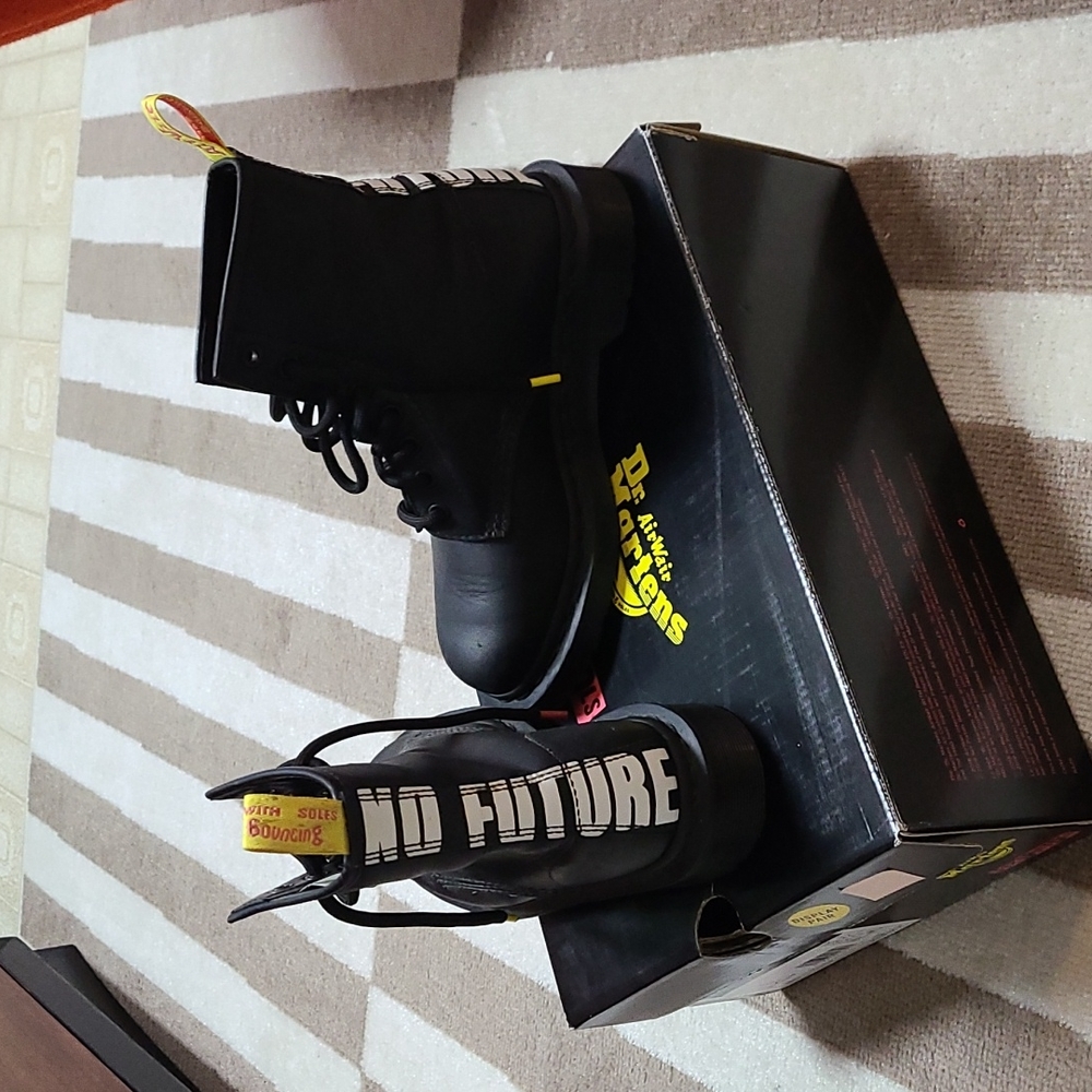 Dr. Martens x Sex Pistols 1460 Boots